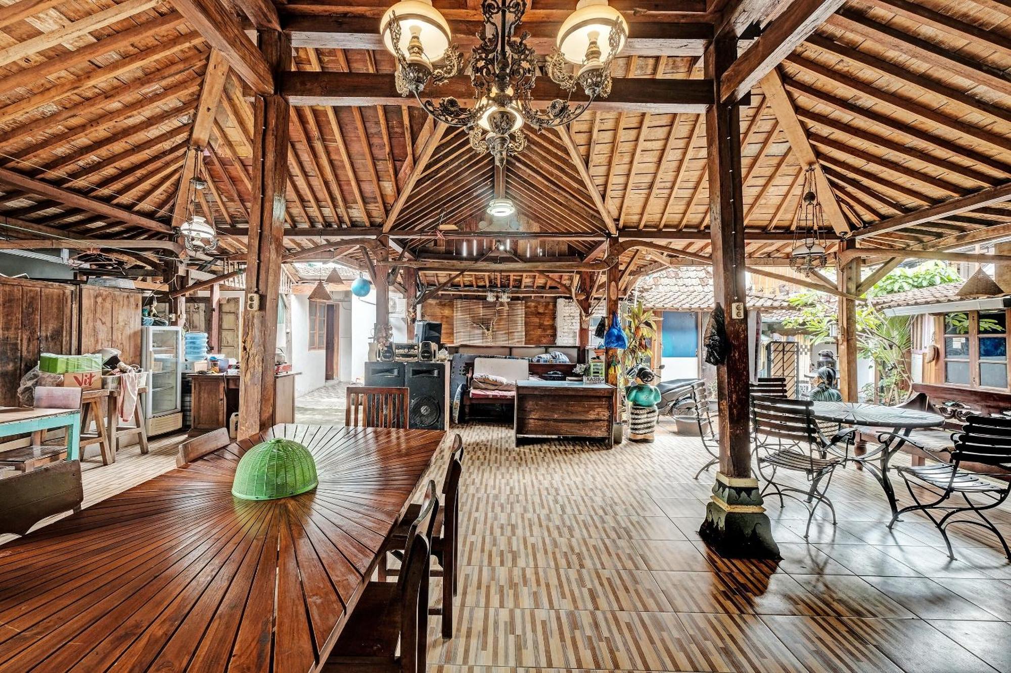 Spot On 91916 Joglo Doyong Homestay Syariah Джок'якарта Екстер'єр фото